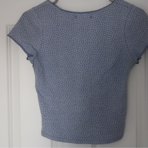 BRANDY MELVILLE Women's Floral Gina Baby Tee - Picture 3 of 4